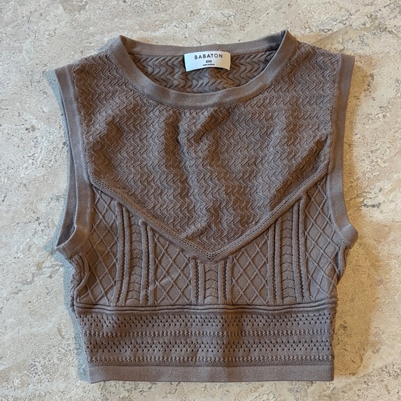 Babaton Tops - Babaton size 2XS Taupe Textured cropped tank